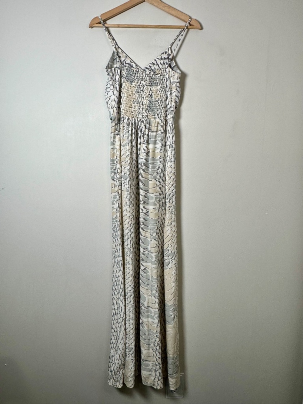 Parker New York 100% Silk Animal Print Maxi Dress in Grey White Sz XS - Picture 6 of 8